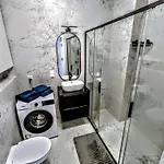 Plaza 41 Apartment
